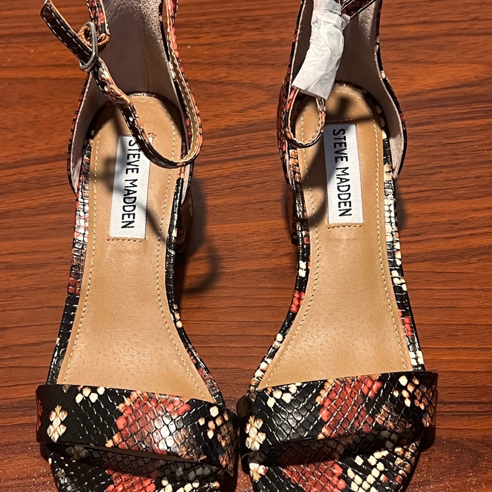 Steve Madden Snakeskin Pattern Heels - Red and Black